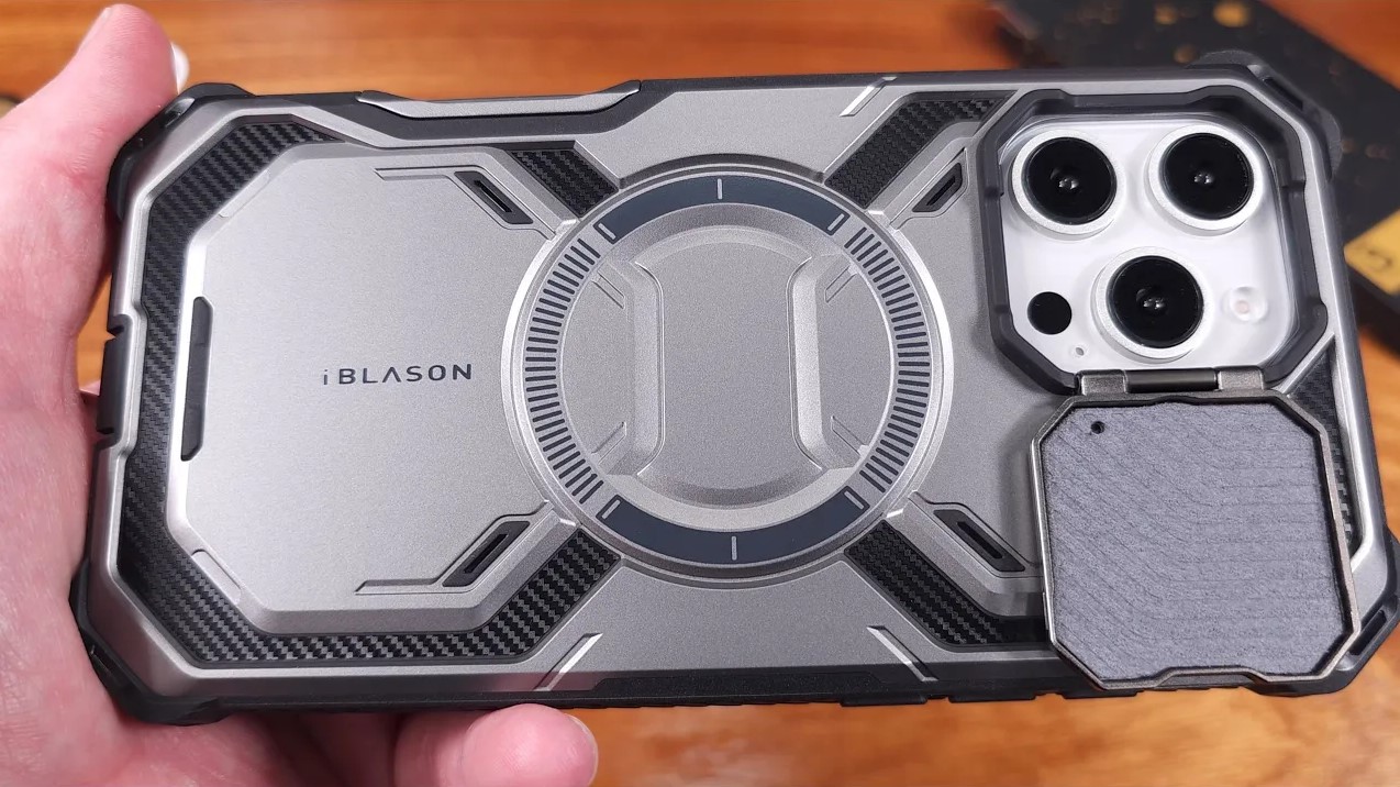 Iphone 16 Pro Max Case With Port Cover